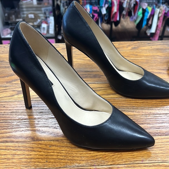 NINE WEST | Tatiana pointy toe leather pumps/heels black - Picture 9 of 16